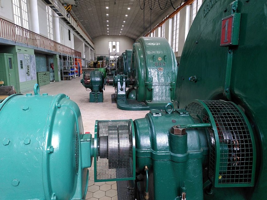 Historische Genratoren im Rudolf-Fettweis-Werk